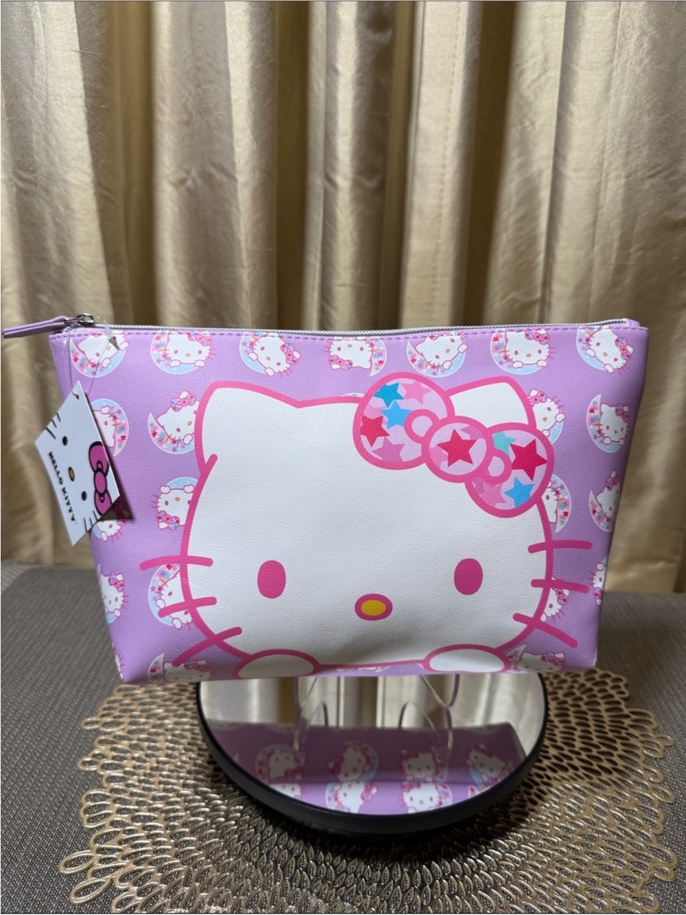 Hello Kitty Pink Zip Pouch